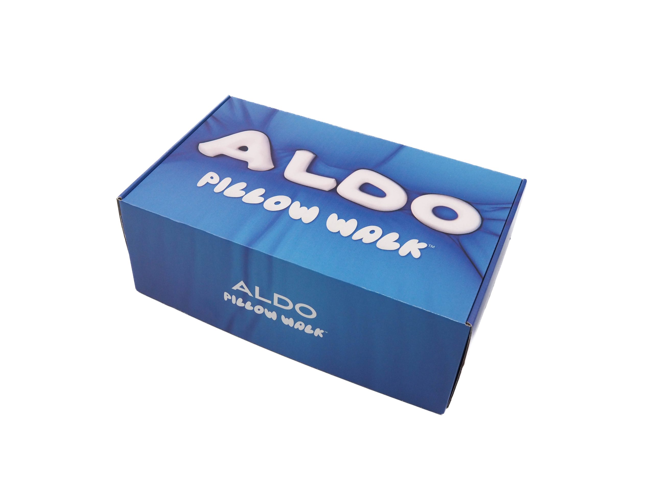 Klopová krabice ALDO byla vyrobena jako dárkové balení na boty.  Krabičky byly vyrobeny z bílo/bílé lepenky a zvenku potištěny digitálním tiskem dle dat dodaných zákazníkem. 